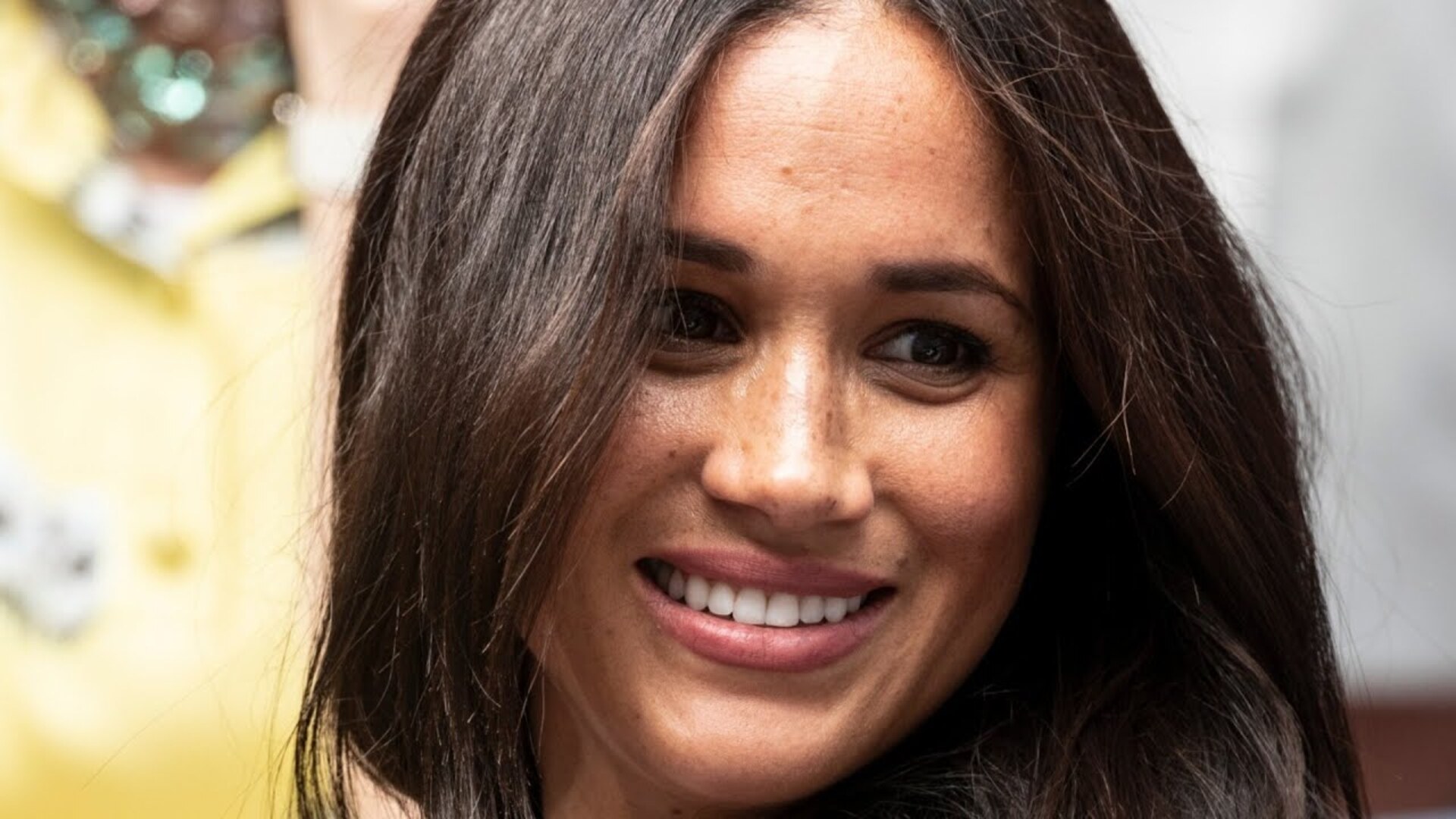 Video thumbnail for A Timeline Of The Drama Surrounding Meghan Markle And The Royals