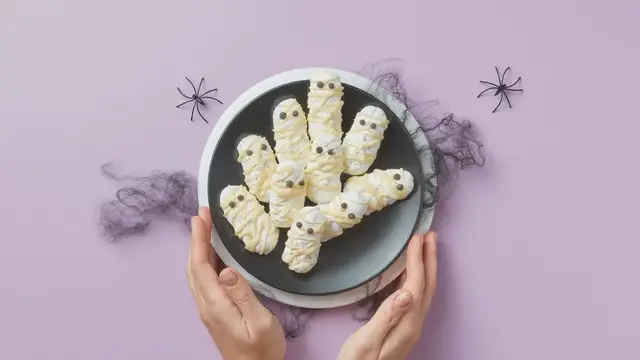 'Video thumbnail for Easy Halloween Hot Dog Mummies_ A Fun and Tasty Treat'