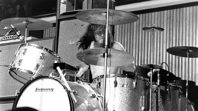 Video thumbnail for The 5 Best Rock Drum Solos Of The '70s