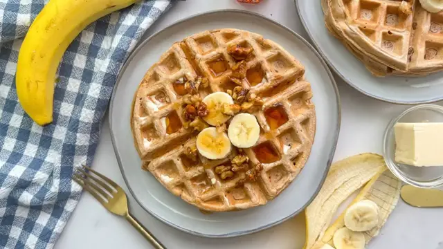 'Video thumbnail for Banana And Maple Walnut Waffles Recipe'