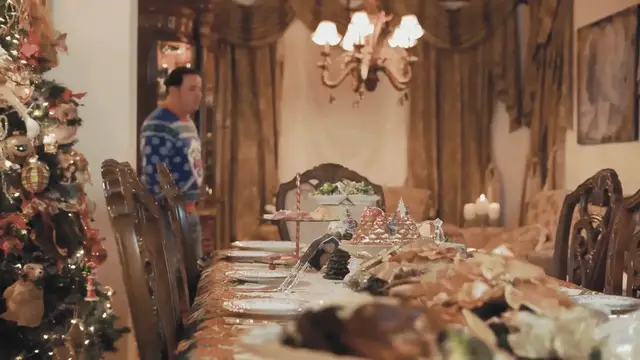'Video thumbnail for Christmas Feast: Traditional Foods That Make the Holiday Special'