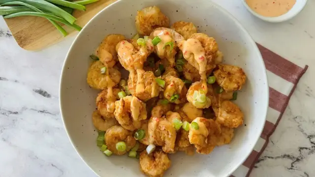 'Video thumbnail for Golden, Crispy, Slightly Spicy: Copycat Red Lobster Dragon Shrimp At Home'