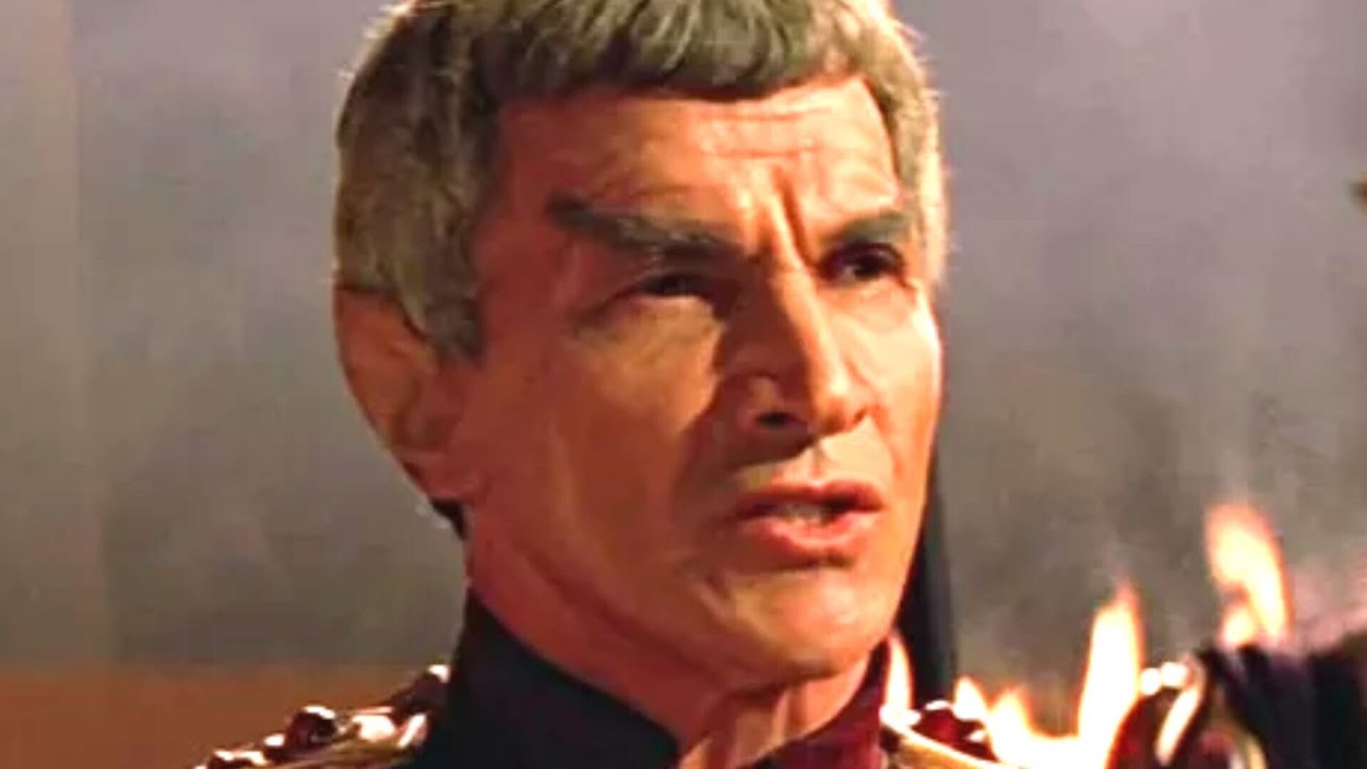 Video thumbnail for Things In The Star Trek Franchise That Practically Make No Sense