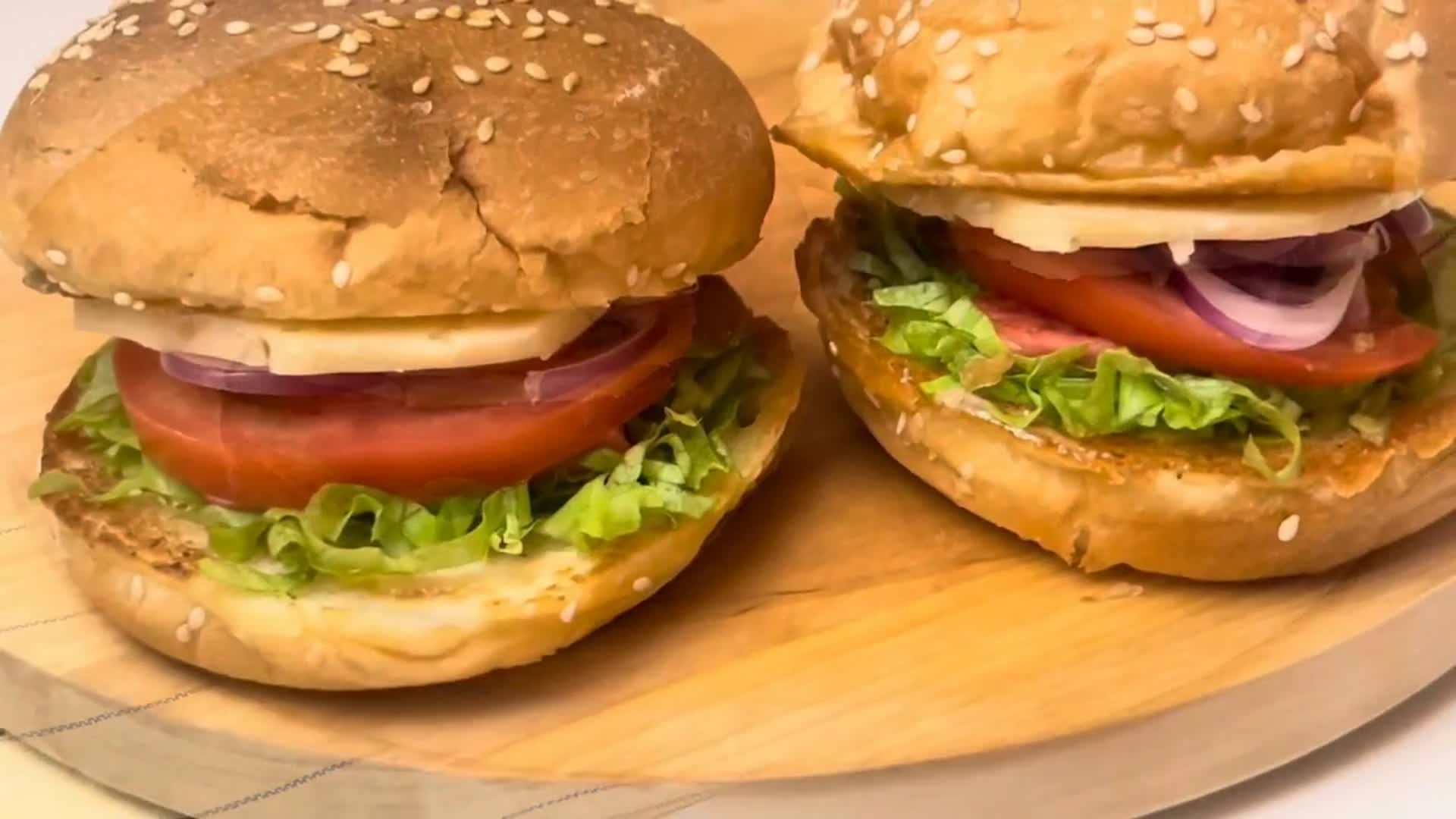 Video thumbnail for Best Burger Recipe