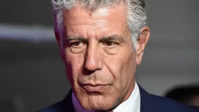 Video thumbnail for The Last Texts Celebrities Sent Before Their Deaths