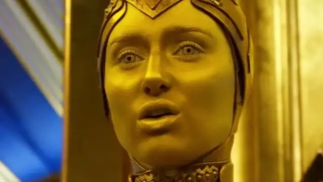 Video thumbnail for What These Marvel Movie Aliens Look Like Without Makeup