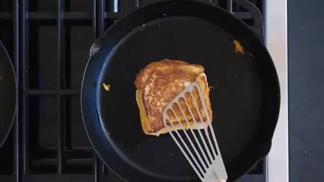 'Video thumbnail for The Secret to Perfect Grilled Cheeses Every Time ¦ Vaughn Vreeland ¦ NYT Cooking (720p 24fps)'