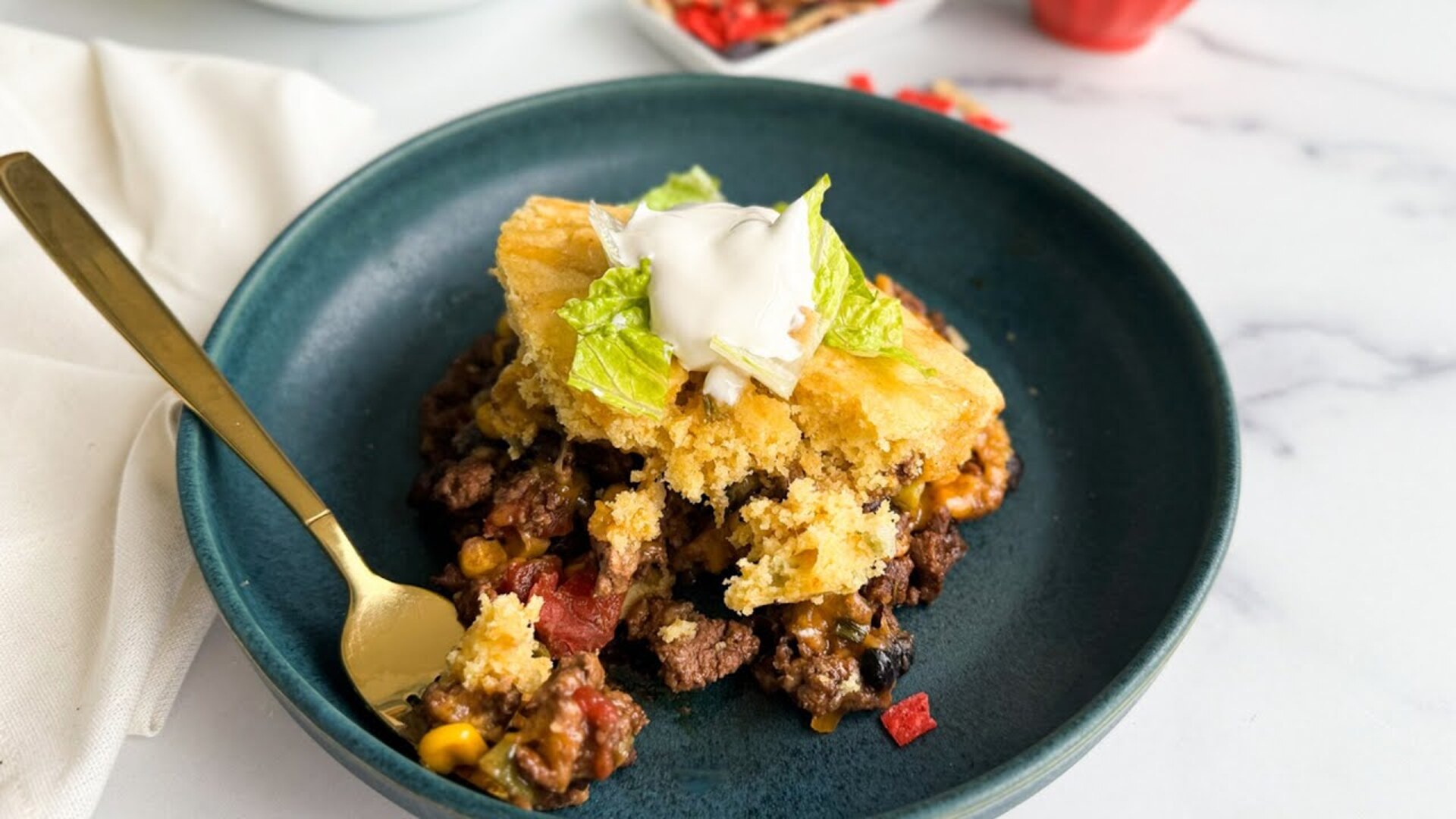 Video thumbnail for Taco Pot Pie With Cornbread Crust Recipe