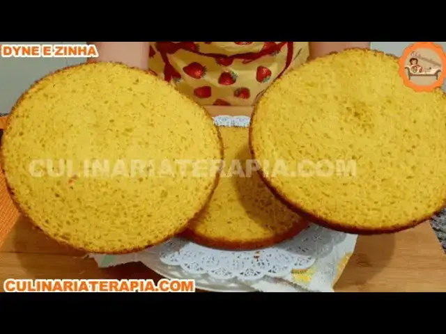 Video thumbnail for BOLO DE CENOURA PERFEITO PARA PARA RECHEAR E DECORAR