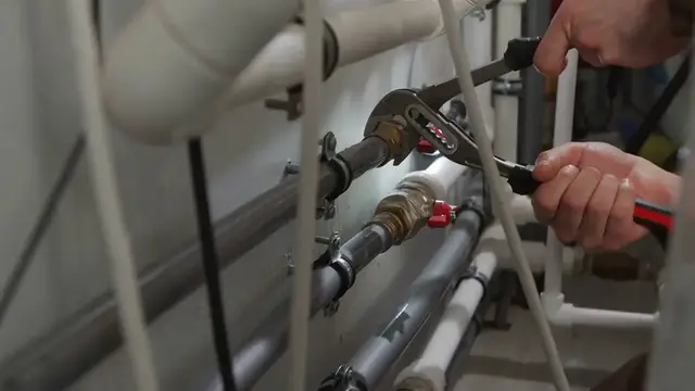 Video thumbnail for How To Fix Leaky Pipes