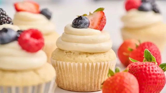 'Video thumbnail for Berry Chantilly Cupcakes Give The Classic Dessert A Portable Twist'