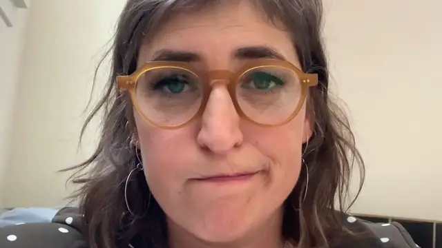 Video thumbnail for Fans Will Never Forget Mayim Bialik's Very Controversial Comment