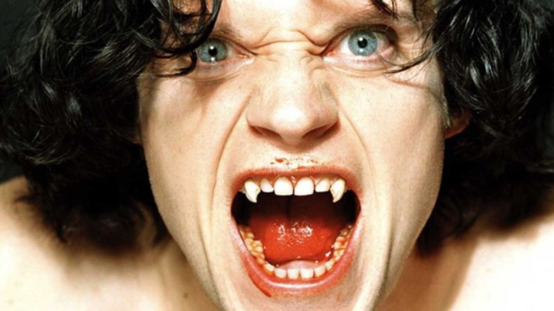 Video thumbnail for 5 Best And 5 Worst Live Action Movie Draculas