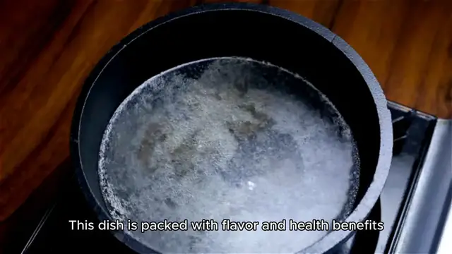 Video thumbnail for Miso Soup with Tofu and Seaweed