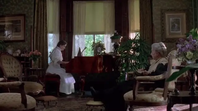 Video thumbnail for Alexis Bledel's Transformation Is Seriously Turning Heads