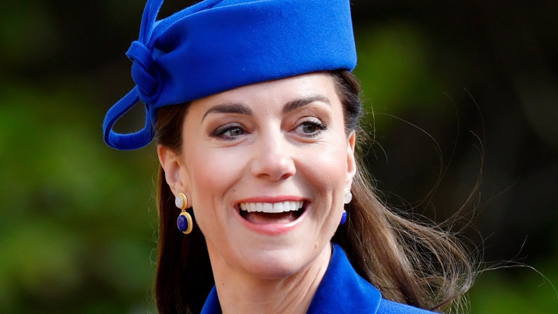 Video thumbnail for Kate Middleton Got Complaints From An Entire Country For This Outfit