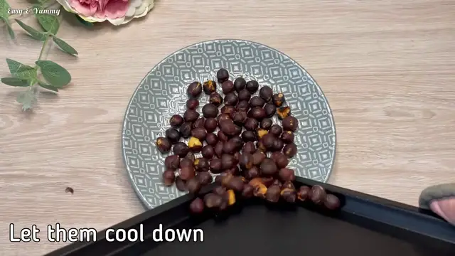 Video thumbnail for Only two ingredient chocolate dessert idea everyone can make. Very simple, easy and yummy. (720p 30fps)