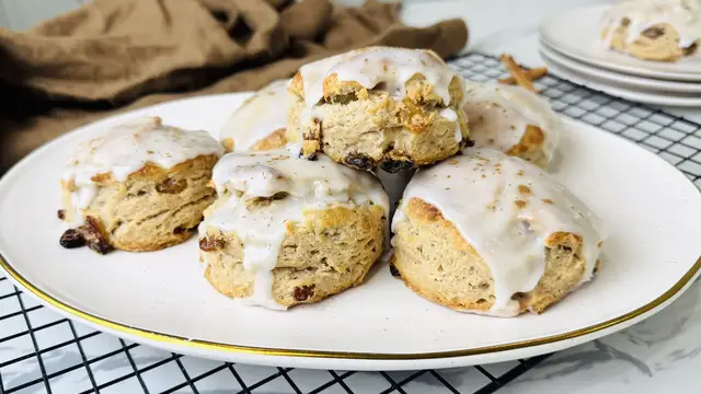 Video thumbnail for Cinnamon Raisin Biscuits Recipe