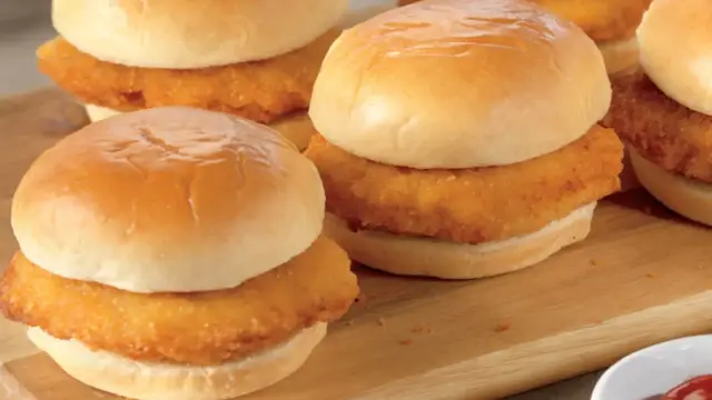 Video thumbnail for The Best Chicken Sandwich Brands To Buy (And Ones To Avoid)