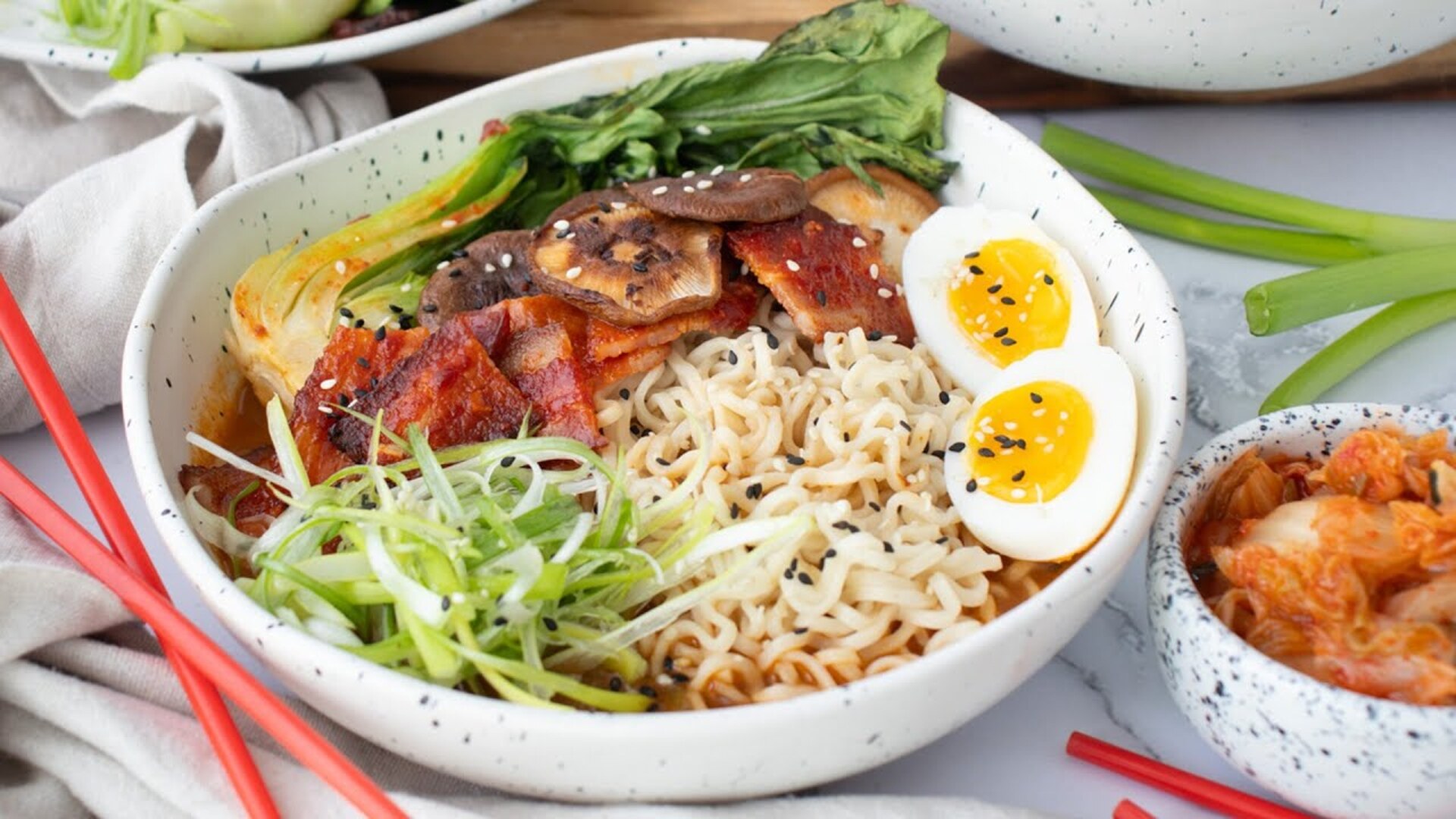 Video thumbnail for Pork Belly Kimchi Ramen Recipe