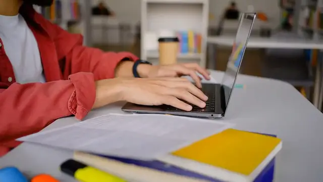 Video thumbnail for Mastering College Costs: 16 Essential Tips