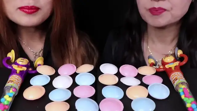 Video thumbnail for ASMR FLYING SAUCERS (Sour Powder)   CANDY WACKY MONKEYS 우주캔디 먹방   Kim Liz Too(720P HD)