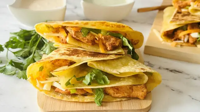 'Video thumbnail for You Won't Miss Taco Bell With This Chipotle Ranch Chicken Double Stacker Recipe'
