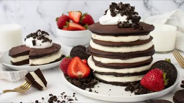 Video thumbnail for "Giant Oreo" Stacked Pancakes Recipe