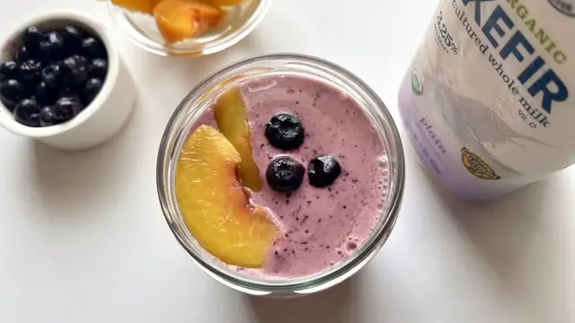Video thumbnail for Kefir Blueberry Peach Smoothie Recipe