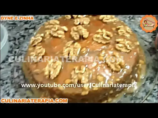 Video thumbnail for Bolo Fofinho de Nozes Com Recheio de Creme de Caramelo