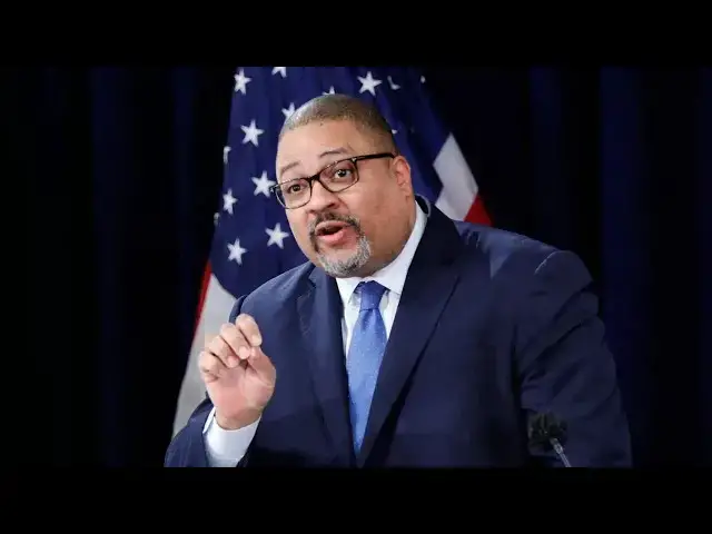 Video thumbnail for Alvin Bragg Caught In The Act - Could Face 5 Years In Prison If Guilty