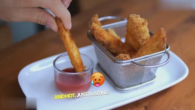 Video thumbnail for Lobster Roll Poutine