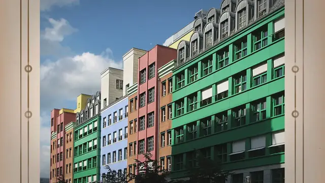 Video thumbnail for Discovering Berlin: Unveiling Historical Landmarks, Cultural Delights, and Vibrant Neighborhoods