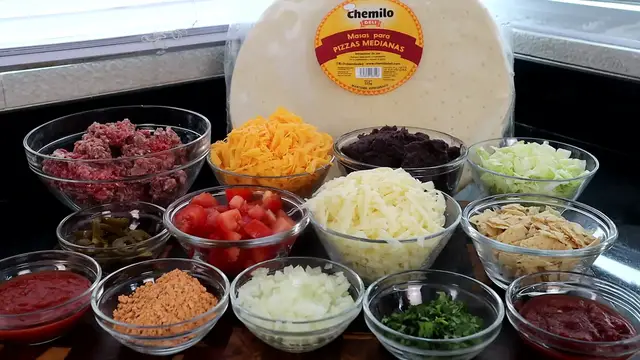 Video thumbnail for You ve never tasted a taco pizza like this before (720P HD)