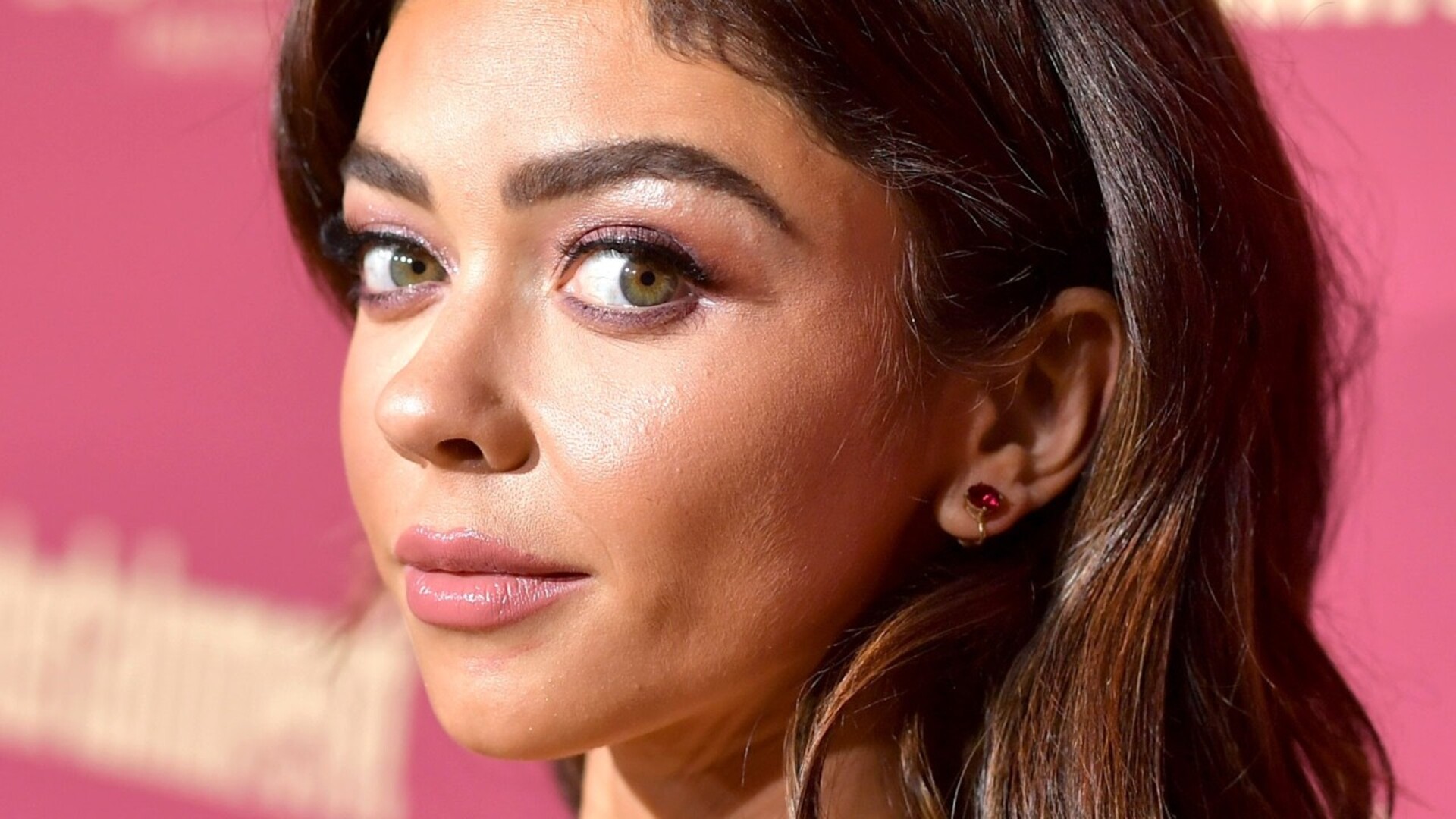 Video thumbnail for What Really Happened To Sarah Hyland?