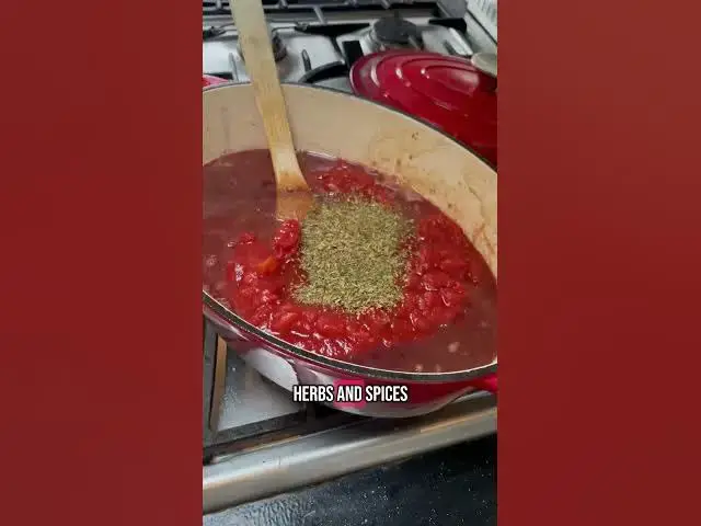 Video thumbnail for Slow Cooked Topside of Beef, or Stracotto - an incredible Italian dinner recipe #beefrecipes