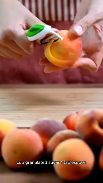Video thumbnail for peach crumble recipe