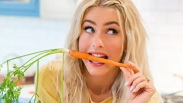 'Video thumbnail for What Julianne Hough Typically Eats In A Week'
