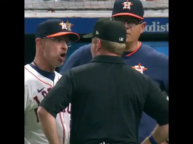 'Video thumbnail for Joe Espada, Troy Snitker EJECTED In 5th Inning!'