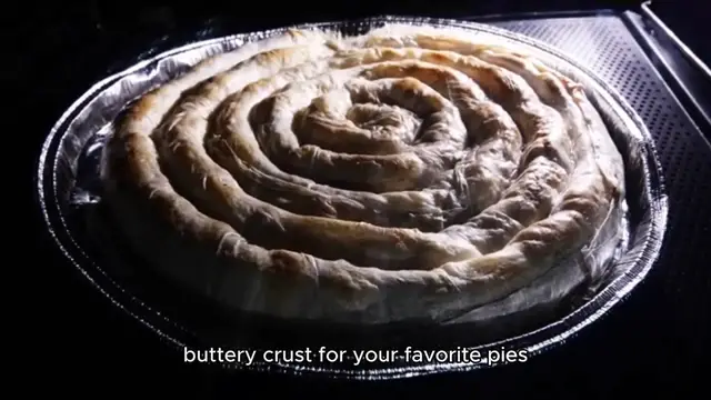 Video thumbnail for simple pie crust recipe