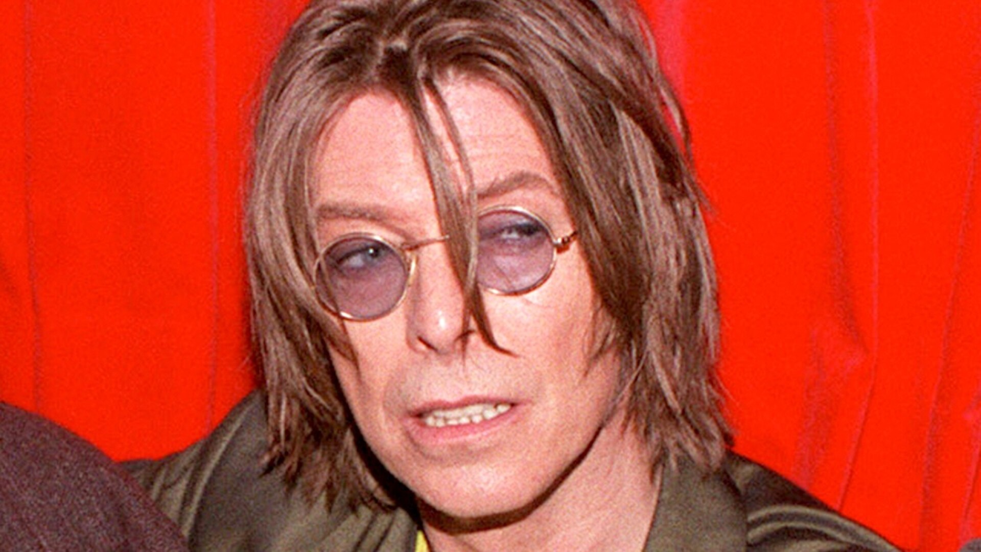 Video thumbnail for Things That Came Out About David Bowie After He Died