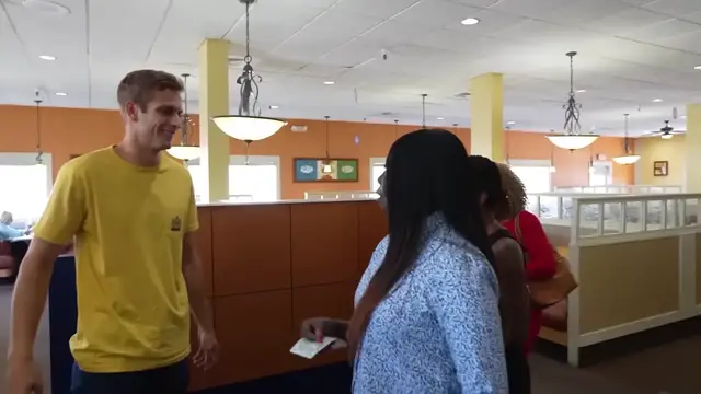 Video thumbnail for Paying For Everyones Bill at 5 Different Restaurants(720P HD)