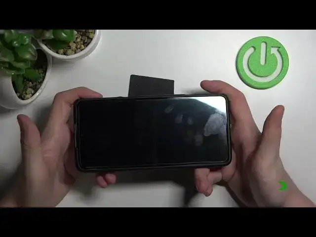 Video thumbnail for Check Size of Black Shark 5 - Smartphone Size Demonstration