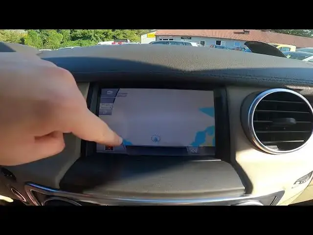 Video thumbnail for How to Enter and Manage Navigation and Map in Land Rover Discovery IV ( 2010 – 2016 )