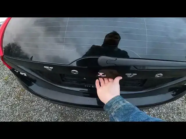 'Video thumbnail for How Much Luggage will fit in the Trunk of Volvo V60 I ( 2010 – 2018 ) | Trunk Capacity'