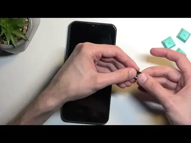 Video thumbnail for How to Insert SIM & SD Card to DOOGEE X95 – Set Up SIM & SD Card