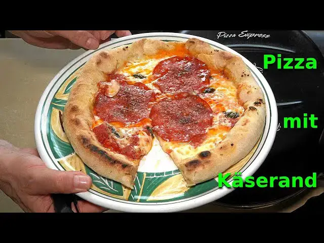 Video thumbnail for Pizza mit Käserand im G3 Ferrari