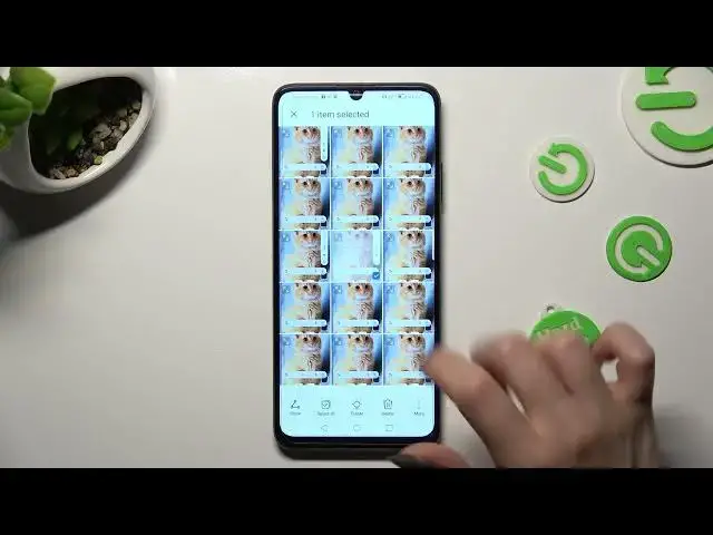 'Video thumbnail for How to Select and Delete Multiple Photos & Videos at Once in the Gallery of HONOR X7A'