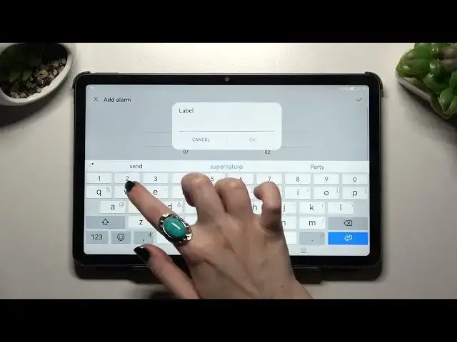 Video thumbnail for HUWAEI Matepad 10.4 2022 - How To Setup Alarm Clock