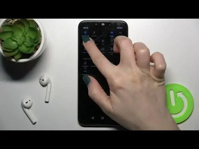 Video thumbnail for How to Edit Control Panel shortcuts on Huawei Mate 20 Lite / Huawei conrtol panel set up
